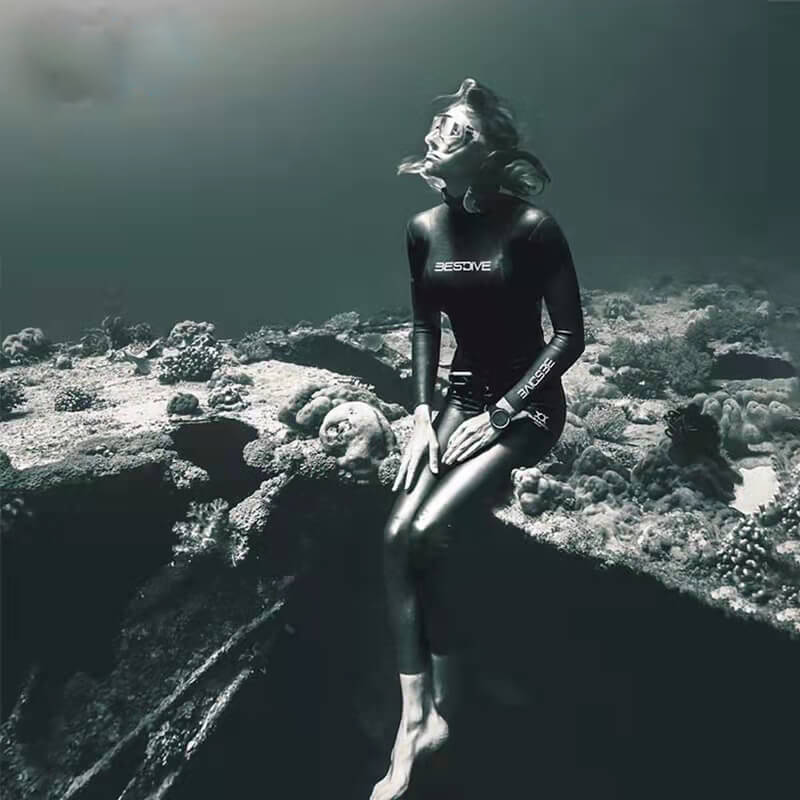 Bestdive 5mm Classic Smoothskin Women's Freediving Wetsuit Yamamoto Neoprene